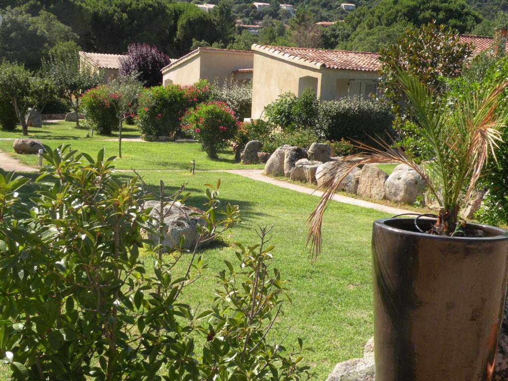 Les Jardins De Santa Giulia Hotel Porto-Vecchio  Exterior photo